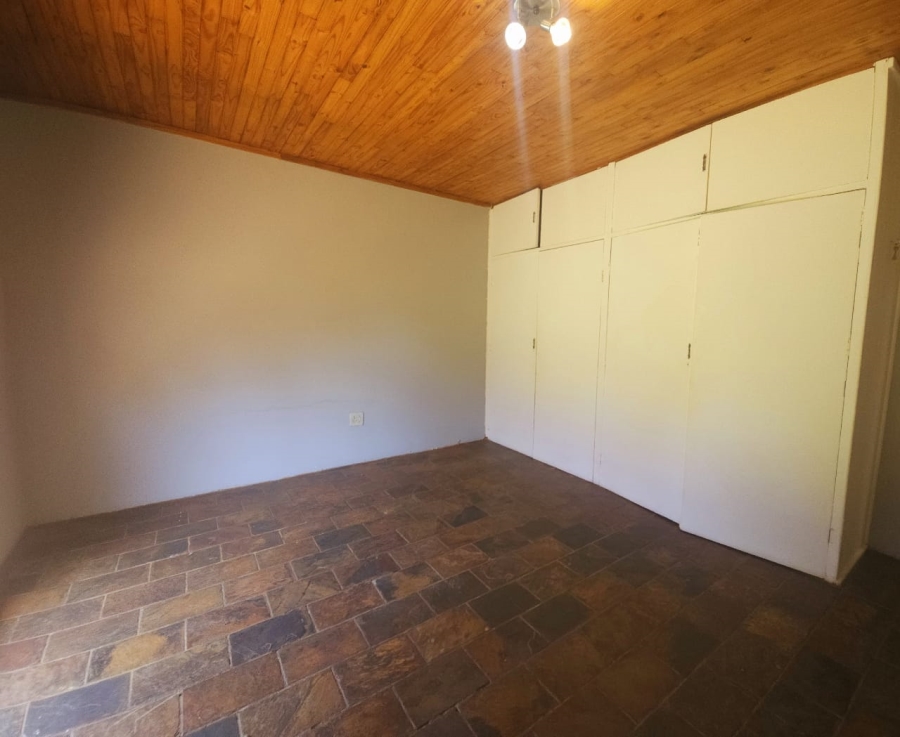 To Let 4 Bedroom Property for Rent in Hartbeespoort Rural North West